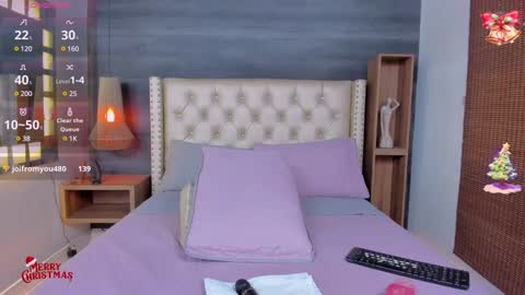 Snapshot of 01victoria chatting on 15, 12, 2024 01victoria online show from 15, 12, 2024