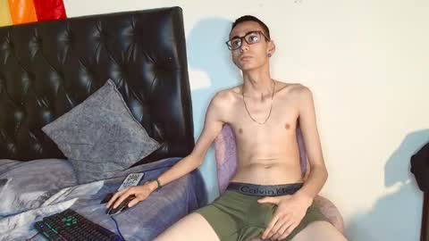 Snapshot of 0_ojacob chatting on 27, 9, 2025 0 oJacob online show from 27, 9, 2025