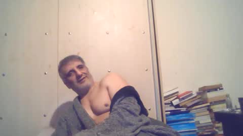 Snapshot of 0luvmonkey chatting on 8, 2, 2026 0luvmonkey online show from 8, 2, 2026