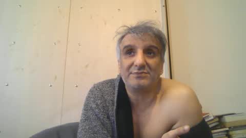 Snapshot of 0luvmonkey chatting on 24, 2, 2026 0luvmonkey online show from 24, 2, 2026