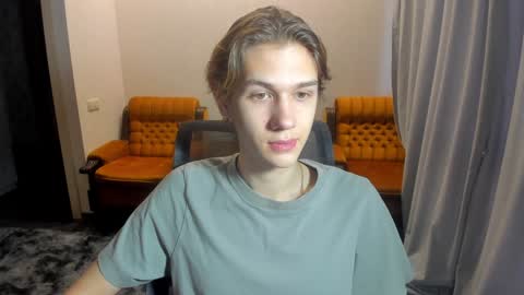 Snapshot of 0verlandd chatting on 16, 1, 2025 Adam online show from 16, 1, 2025