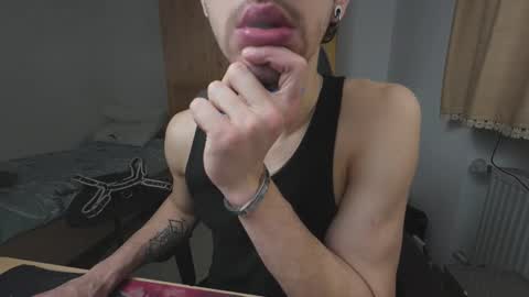 Snapshot of 10inclub chatting on 2, 3, 2026 Antonio online show from 2, 3, 2026