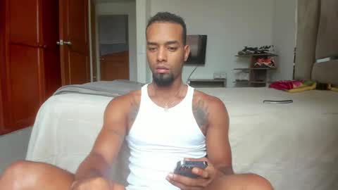 Snapshot of 11inchesblackcock chatting on 5, 11, 2025 cuteboybiigcock online show from 5, 11, 2025