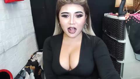 sexy kia online show from 7, 11, 2025