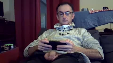 Snapshot of 18remy45 chatting on 4, 12, 2024 18remy45 online show from 4, 12, 2024