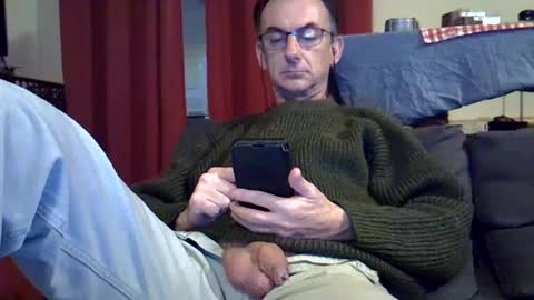 Snapshot of 18remy45 chatting on 8, 12, 2024 18remy45 online show from 8, 12, 2024