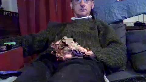 Snapshot of 18remy45 chatting on 10, 12, 2024 18remy45 online show from 10, 12, 2024