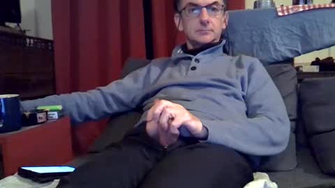 Snapshot of 18remy45 chatting on 25, 12, 2024 18remy45 online show from 25, 12, 2024