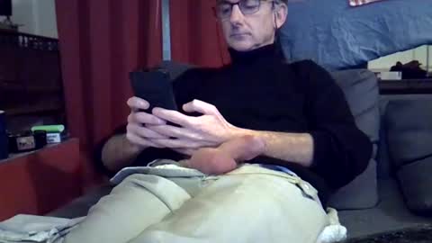 Snapshot of 18remy45 chatting on 28, 12, 2024 18remy45 online show from 28, 12, 2024