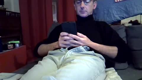 Snapshot of 18remy45 chatting on 30, 12, 2024 18remy45 online show from 30, 12, 2024