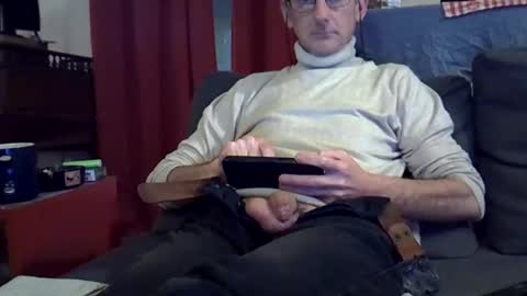 Snapshot of 18remy45 chatting on 6, 1, 2025 18remy45 online show from 6, 1, 2025