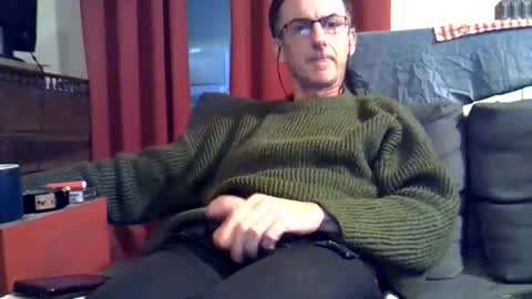 Snapshot of 18remy45 chatting on 28, 9, 2025 18remy45 online show from 28, 9, 2025