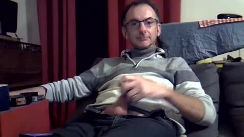 Snapshot of 18remy45 chatting on 11, 10, 2025 18remy45 online show from 11, 10, 2025