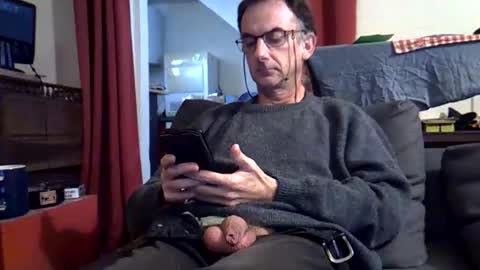 Snapshot of 18remy45 chatting on 18, 10, 2025 18remy45 online show from 18, 10, 2025