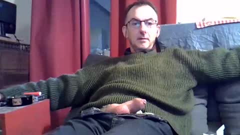 Snapshot of 18remy45 chatting on 16, 11, 2025 18remy45 online show from 16, 11, 2025