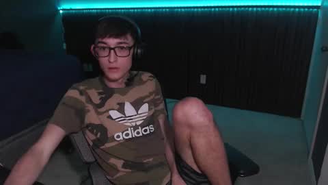 19yrboyhot online show from 21, 10, 2025