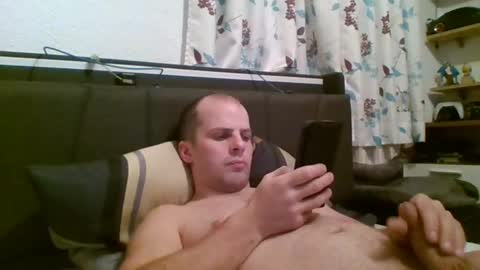 Snapshot of 19berni91 chatting on 8, 12, 2024 berni online show from 8, 12, 2024