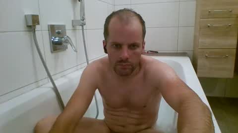 Snapshot of 19berni91 chatting on 3, 11, 2025 berni online show from 3, 11, 2025