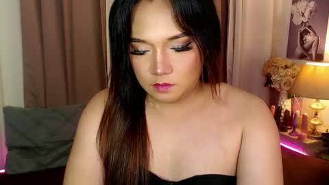 Ekang online show from 23, 9, 2025