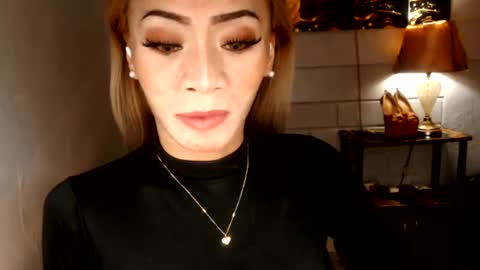 Snapshot of 1bigsurprise4you chatting on 16, 6, 2026 angel online show from 16, 6, 2026