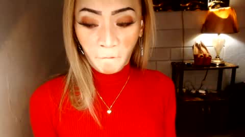 Snapshot of 1bigsurprise4you chatting on 29, 6, 2026 angel online show from 29, 6, 2026