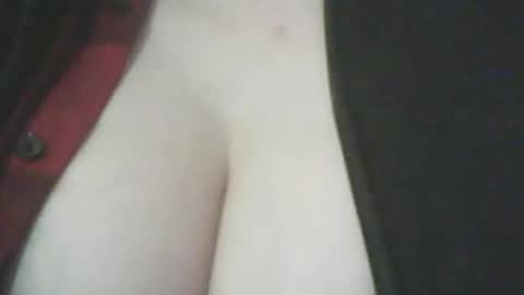 Snapshot of 1deluxepussy chatting on 2, 1, 2025 Deluxepussy online show from 2, 1, 2025