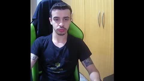 Snapshot of 1good_vibes1 chatting on 11, 11, 2025 1good_vibes1 online show from 11, 11, 2025