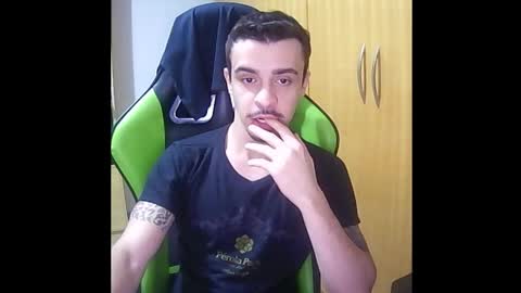 Snapshot of 1good_vibes1 chatting on 14, 11, 2025 1good_vibes1 online show from 14, 11, 2025