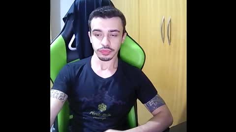 Snapshot of 1good_vibes1 chatting on 18, 11, 2025 1good_vibes1 online show from 18, 11, 2025