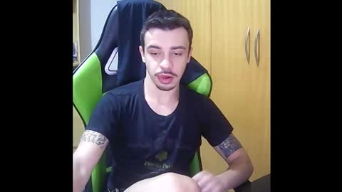 Snapshot of 1good_vibes1 chatting on 23, 11, 2025 1good_vibes1 online show from 23, 11, 2025