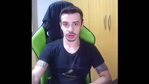 Snapshot of 1good_vibes1 chatting on 25, 11, 2025 1good_vibes1 online show from 25, 11, 2025