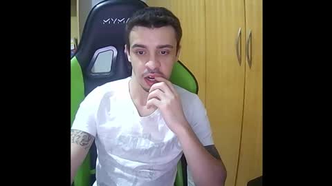 Snapshot of 1good_vibes1 chatting on 1, 12, 2025 1good_vibes1 online show from 1, 12, 2025