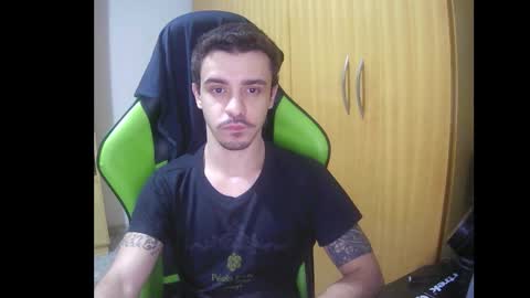 Snapshot of 1good_vibes1 chatting on 14, 12, 2025 1good_vibes1 online show from 14, 12, 2025