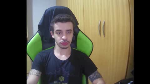 Snapshot of 1good_vibes1 chatting on 14, 12, 2025 1good_vibes1 online show from 14, 12, 2025