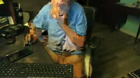 Snapshot of 1handyanddee chatting on 11, 10, 2025 1handyanddee online show from 11, 10, 2025