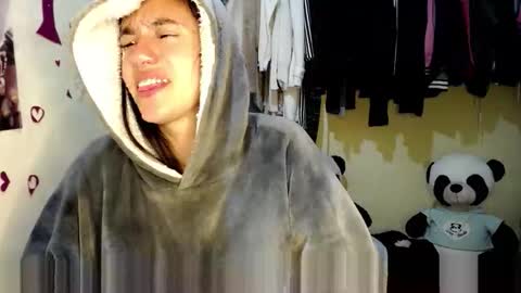 Snapshot of 1kandylove chatting on 10, 9, 2025 1kandylove online show from 10, 9, 2025