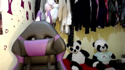 Snapshot of 1kandylove chatting on 2, 10, 2025 1kandylove online show from 2, 10, 2025