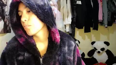 Snapshot of 1kandylove chatting on 16, 11, 2025 1kandylove online show from 16, 11, 2025