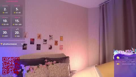Snapshot of 1little_cherry chatting on 2, 6, 2026 Mia online show from 2, 6, 2026