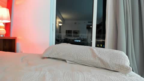 Onna online show from 27, 12, 2024