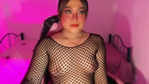 Snapshot of 1lovelymess chatting on 25, 10, 2025 1lovelymess online show from 25, 10, 2025