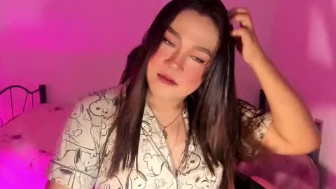 Snapshot of 1lovelymess chatting on 18, 11, 2025 1lovelymess online show from 18, 11, 2025