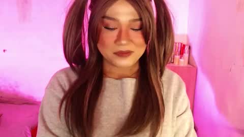 1lovelymess online show from 12, 4, 2026