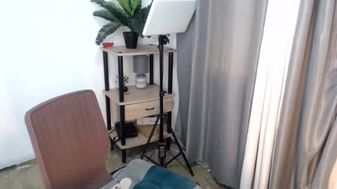 Snapshot of 1sweetloverxx chatting on 8, 6, 2026 1sweetloverxx online show from 8, 6, 2026