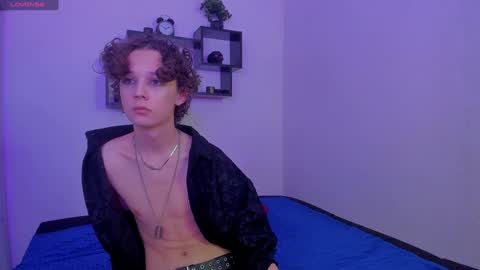 Snapshot of 1vampirella_gs chatting on 21, 12, 2024 Milos online show from 21, 12, 2024