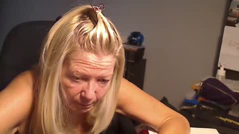 Susan online show from 10, 12, 2024