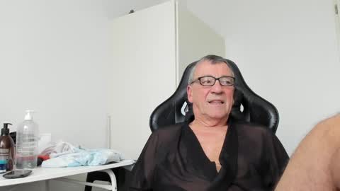 Henk online show from 17, 1, 2025