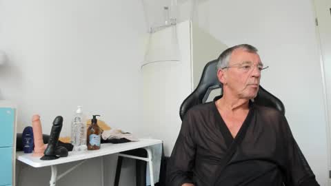 Henk online show from 28, 9, 2025