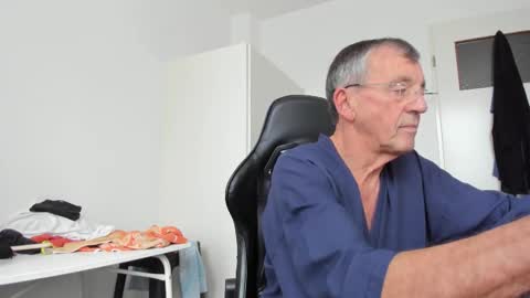 Henk online show from 1, 11, 2025