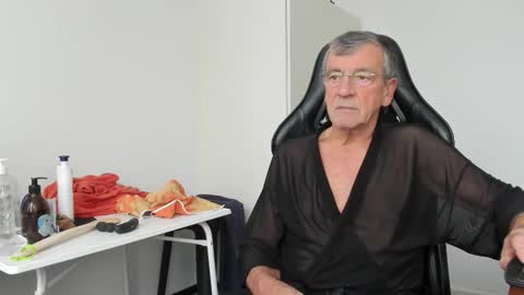 Henk online show from 2, 12, 2025